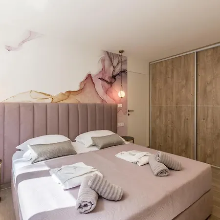 Diamond Luxury Konukevi